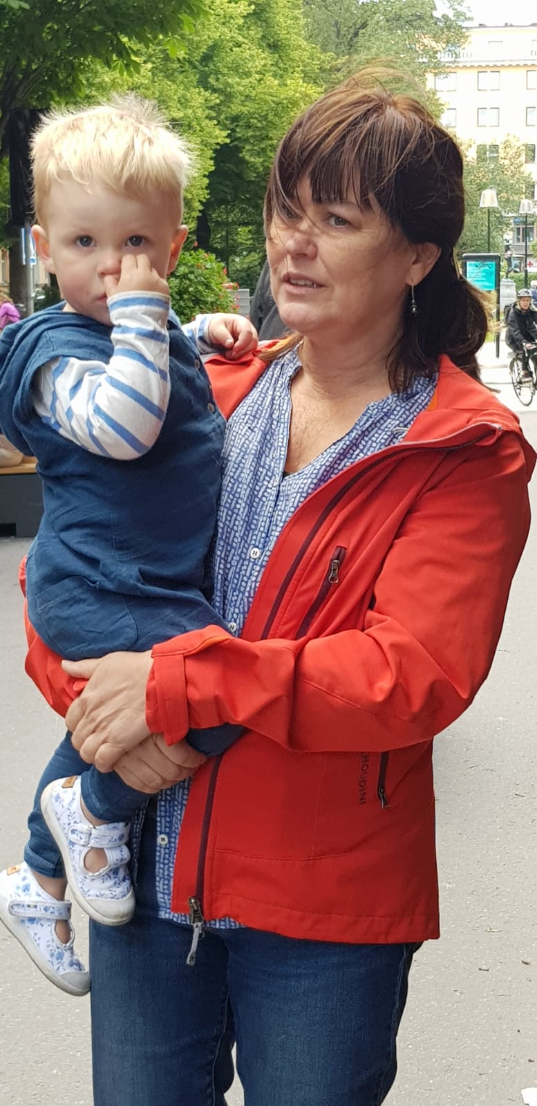 fc2771a5-5f41-490d-b432-168065acc240